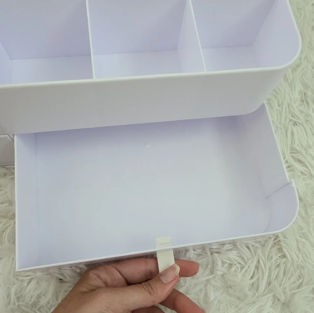 White Makeup Organizer